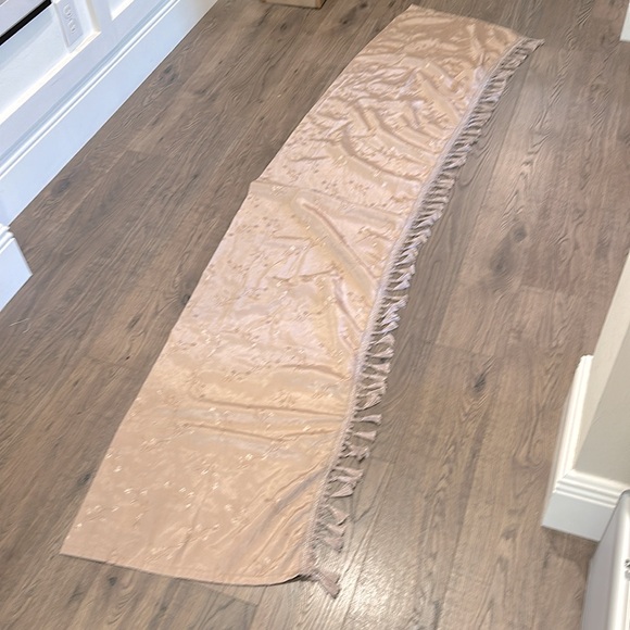 Beacon Looms Valance Neutral Taupe Floral Pattern Window Topper w Tassles - Picture 7 of 11